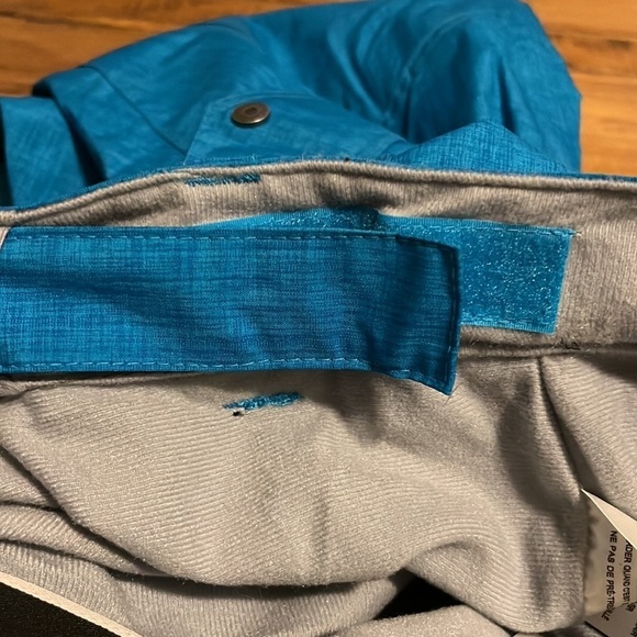 RPZN Canadian snowboard pants, size large - Picture 4 of 9